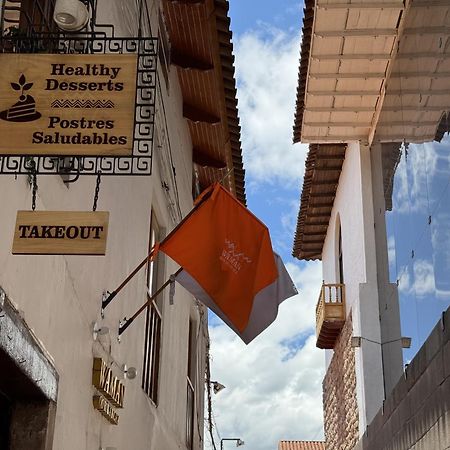 Waman Qorikancha Cuzco Esterno foto