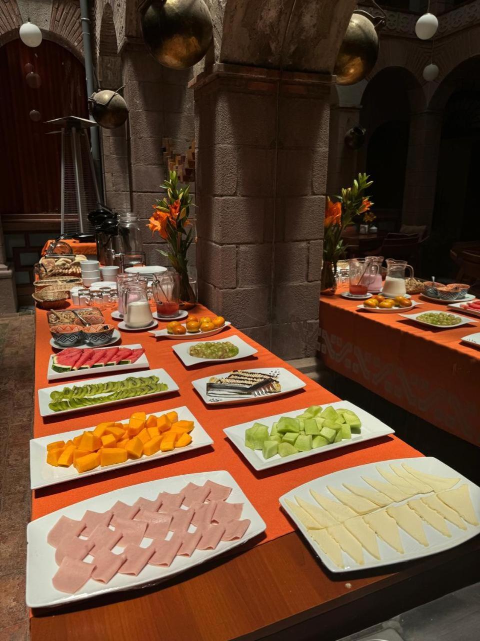 Waman Qorikancha Cuzco Esterno foto