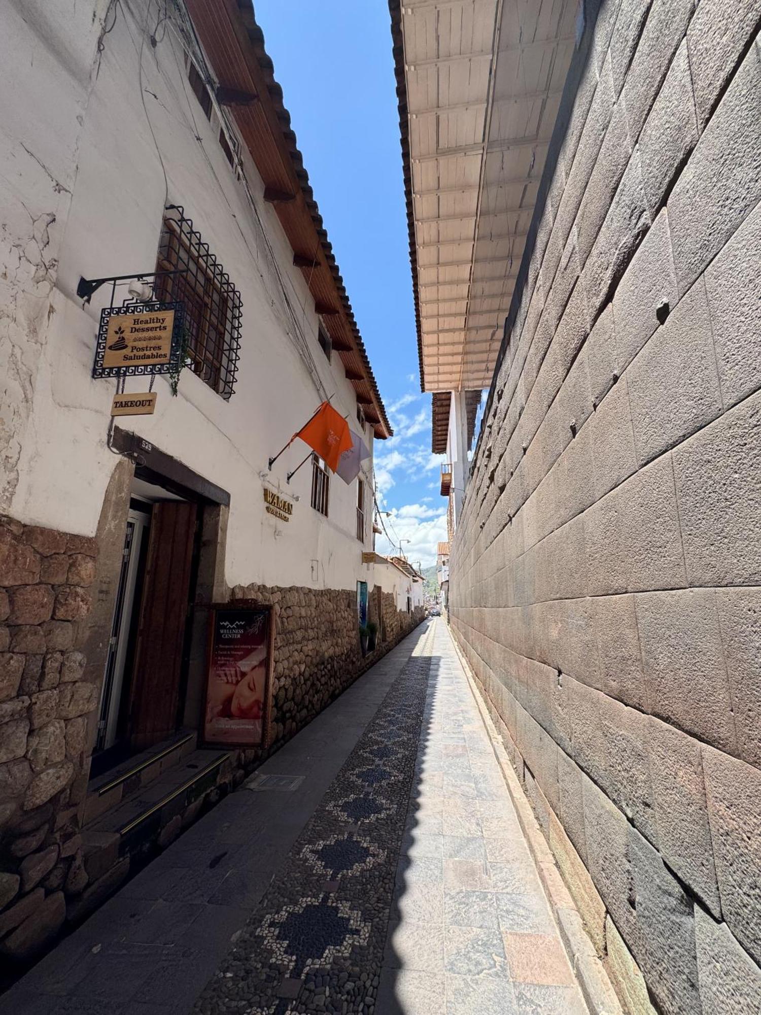 Waman Qorikancha Cuzco Esterno foto