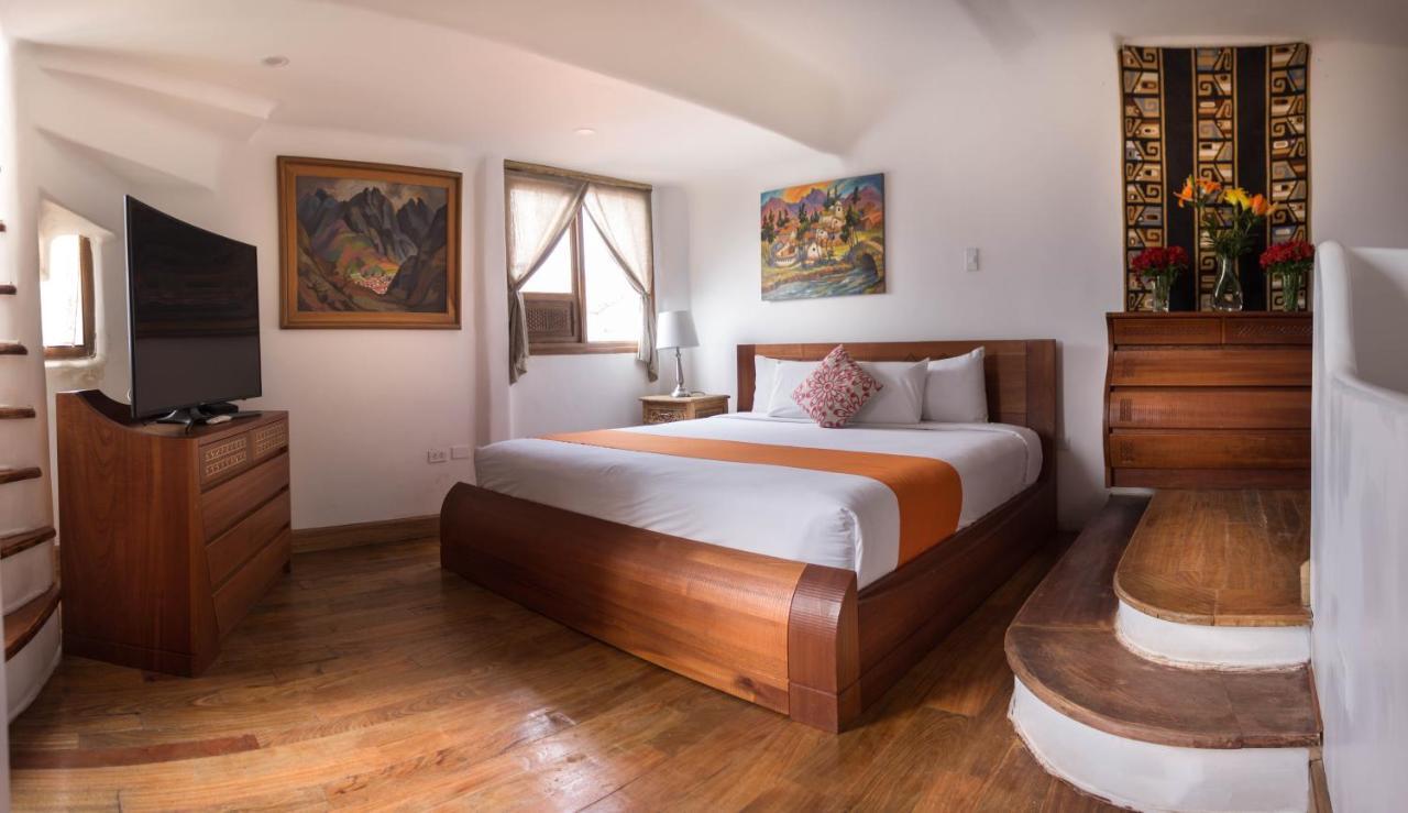 Waman Qorikancha Cuzco Esterno foto